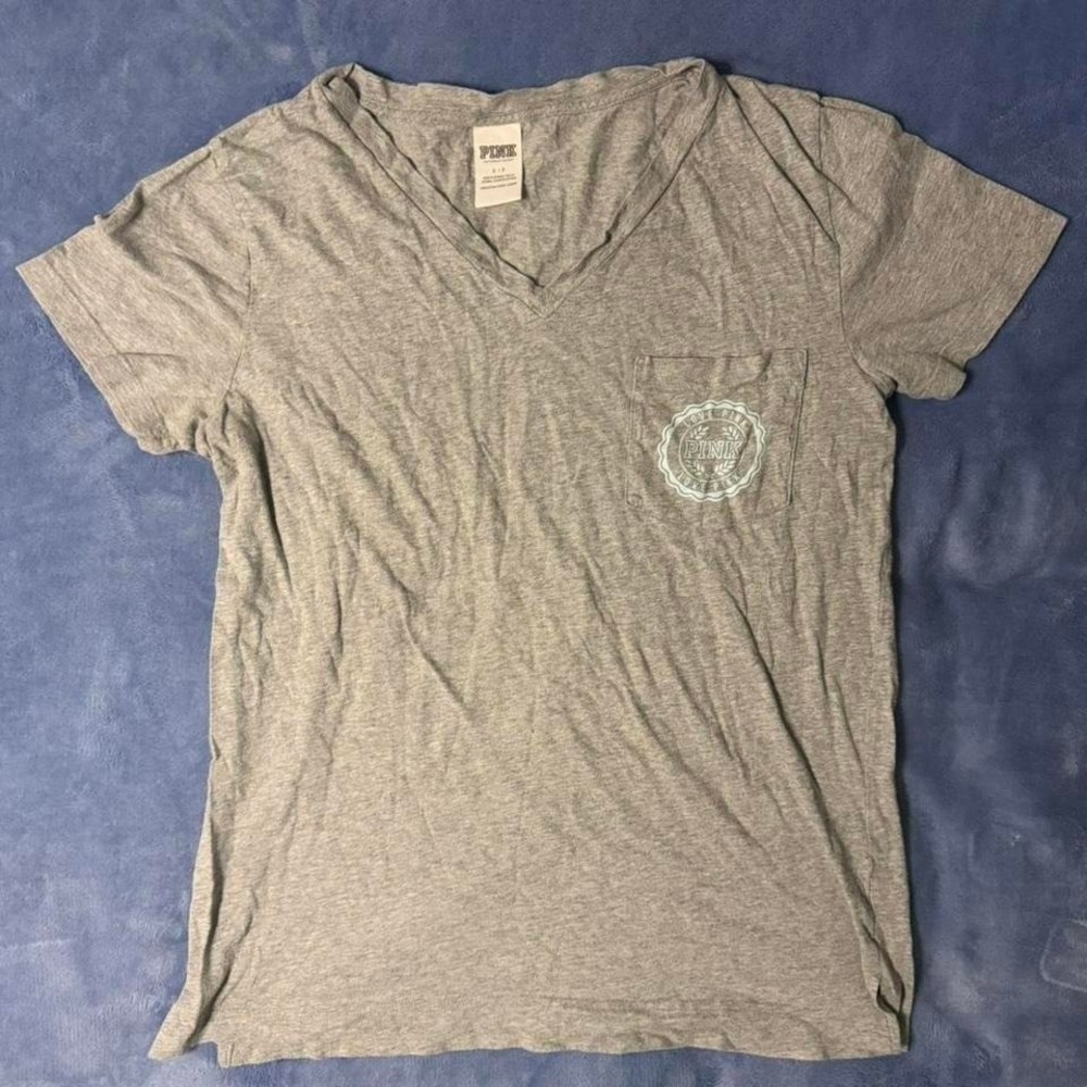 Victoria's Secret grey v neck‎ shirt with pocket women Size S